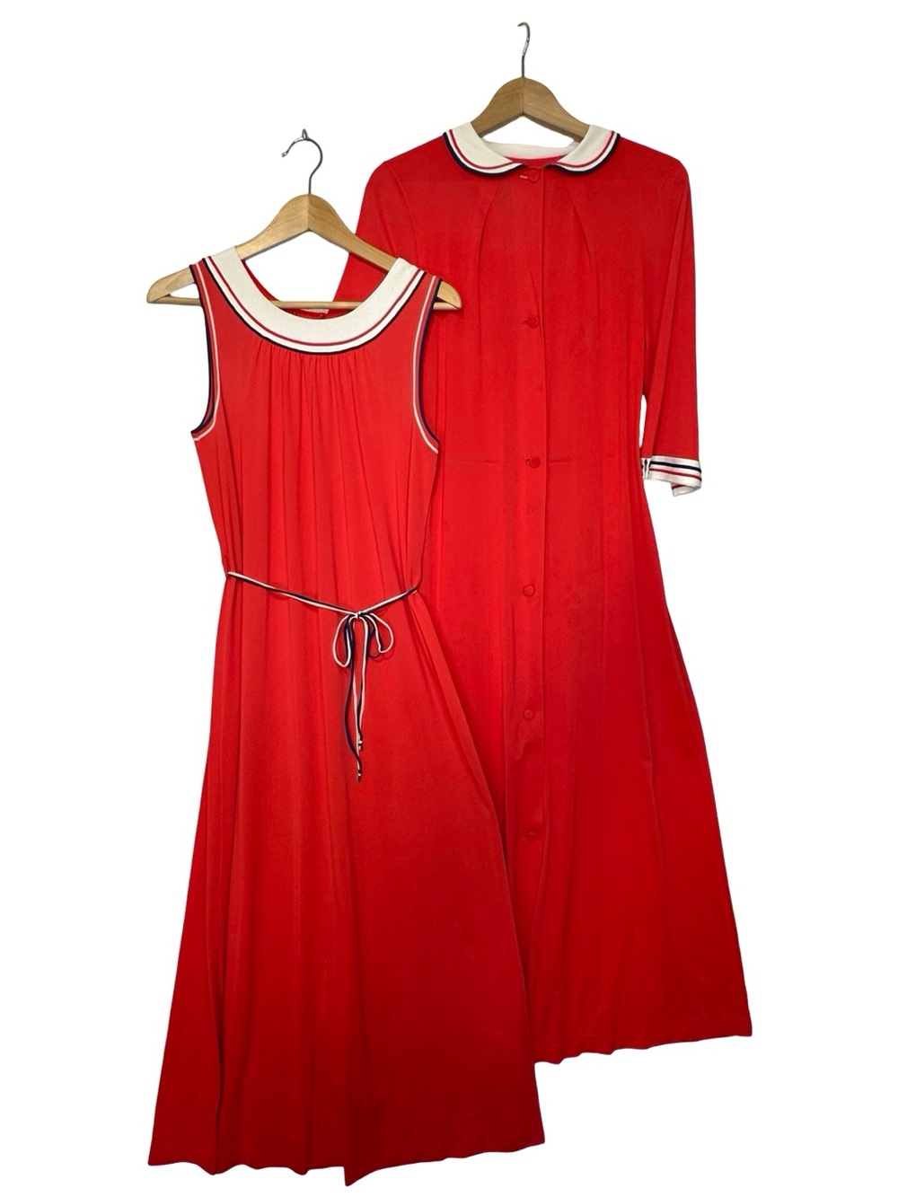 LORRAINE Vintage Red Nightgown & Robe Set Size Small